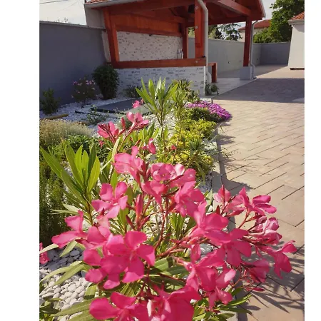 Villa Flores Kavran Extérieur photo