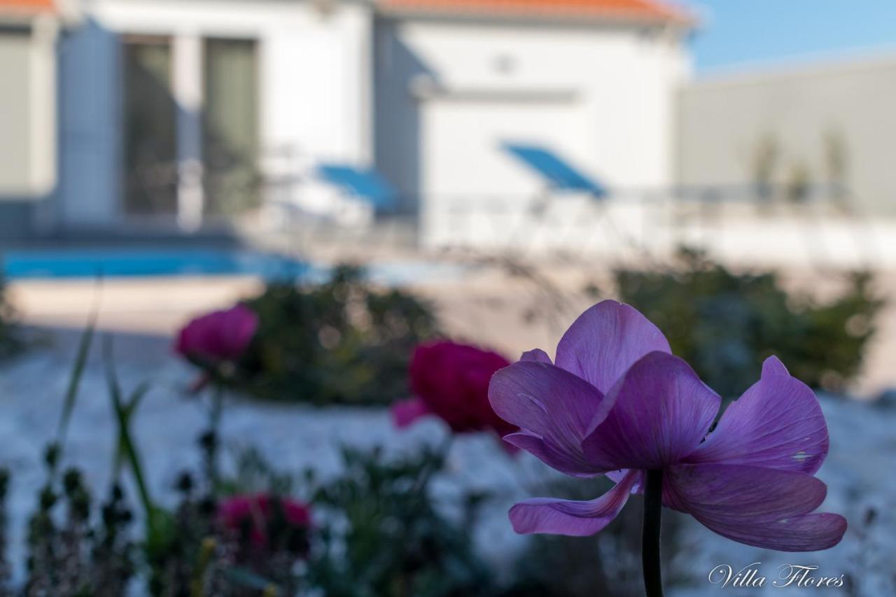 Flores Villa *